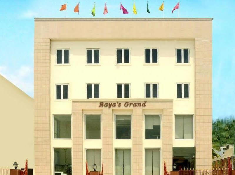 Hotel Raya'S Grand Kumbakonam Exterior foto